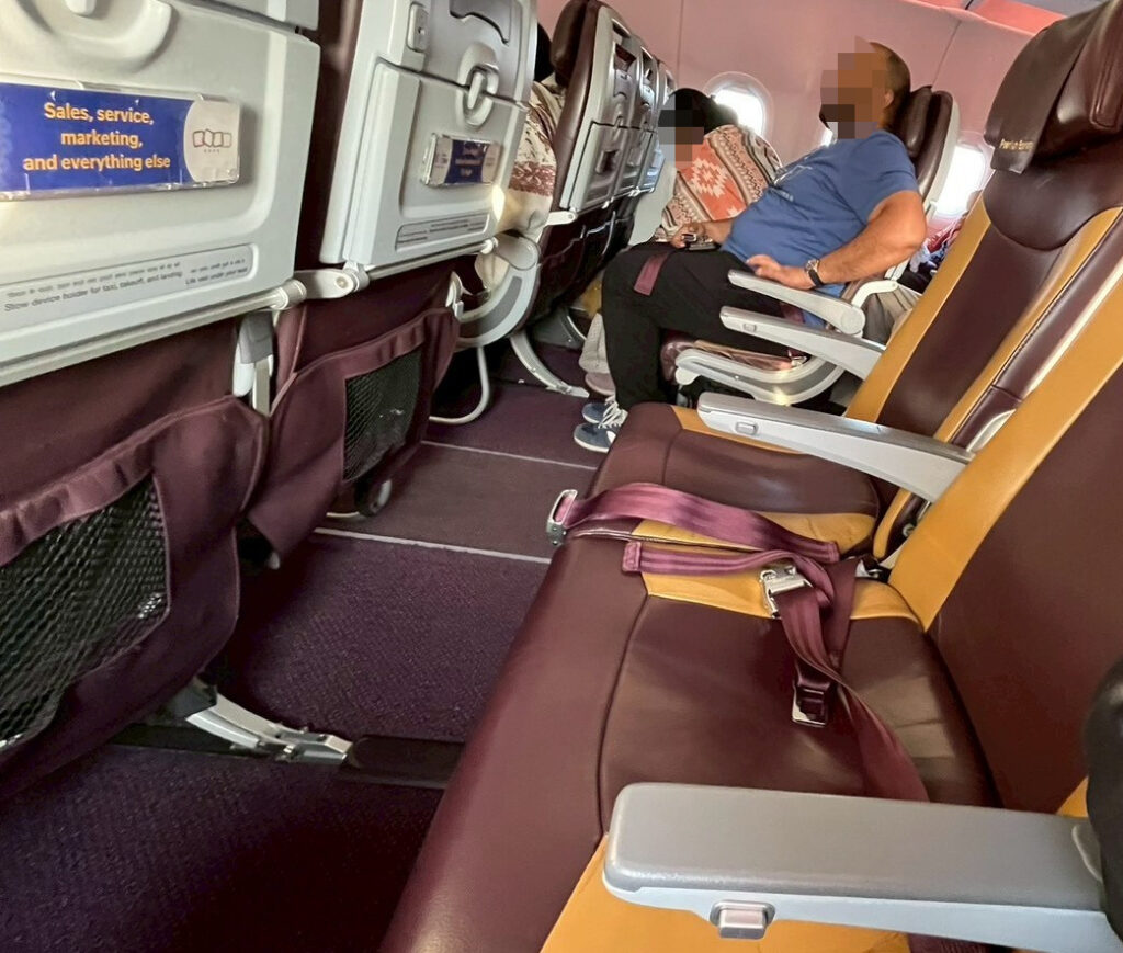 【Air India】 Flight Report: Jaipur to Delhi #A320neo / Premium Economy / Operated by Vistara jaipur (20)