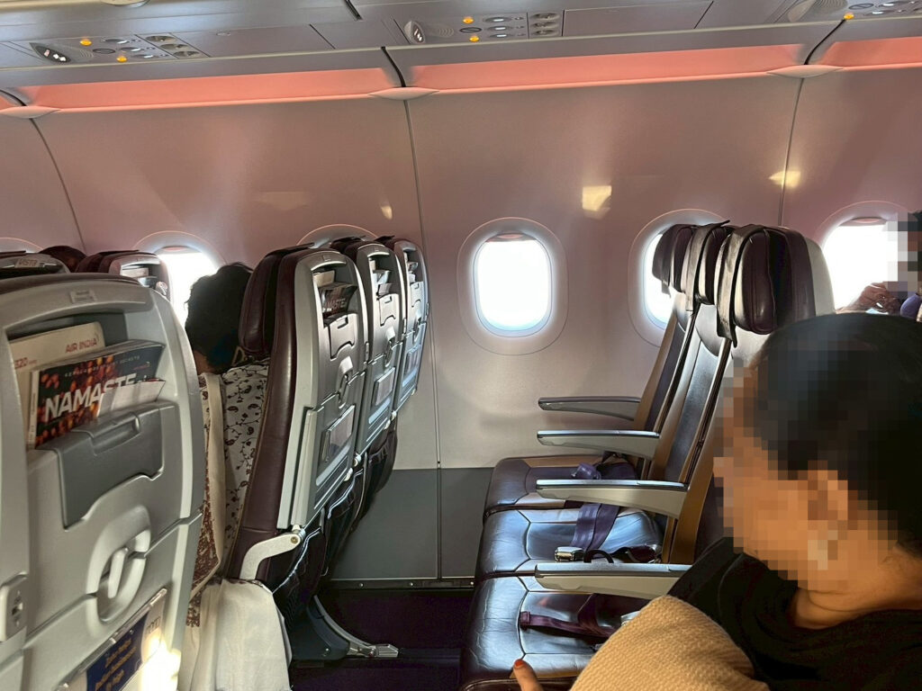 【Air India】 Flight Report: Jaipur to Delhi #A320neo / Premium Economy / Operated by Vistara jaipur (31)