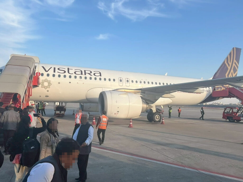 【Air India】 Flight Report: Jaipur to Delhi #A320neo / Premium Economy / Operated by Vistara jaipur (32)