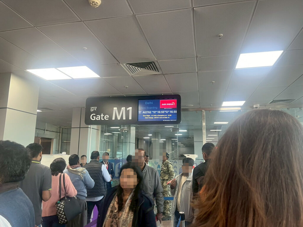 【Air India】 Flight Report: Jaipur to Delhi #A320neo / Premium Economy / Operated by Vistara jaipur (37)